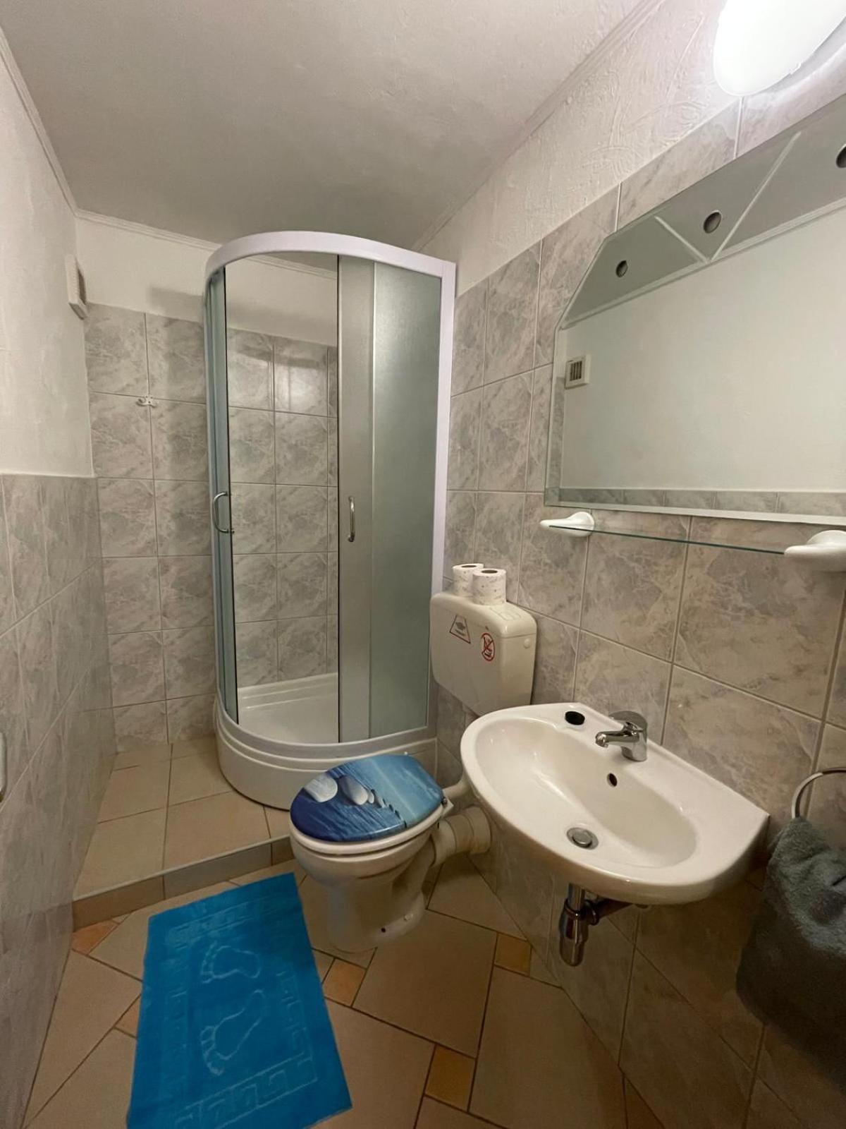 Apartaments Remi Starigrad Paklenica Exterior foto