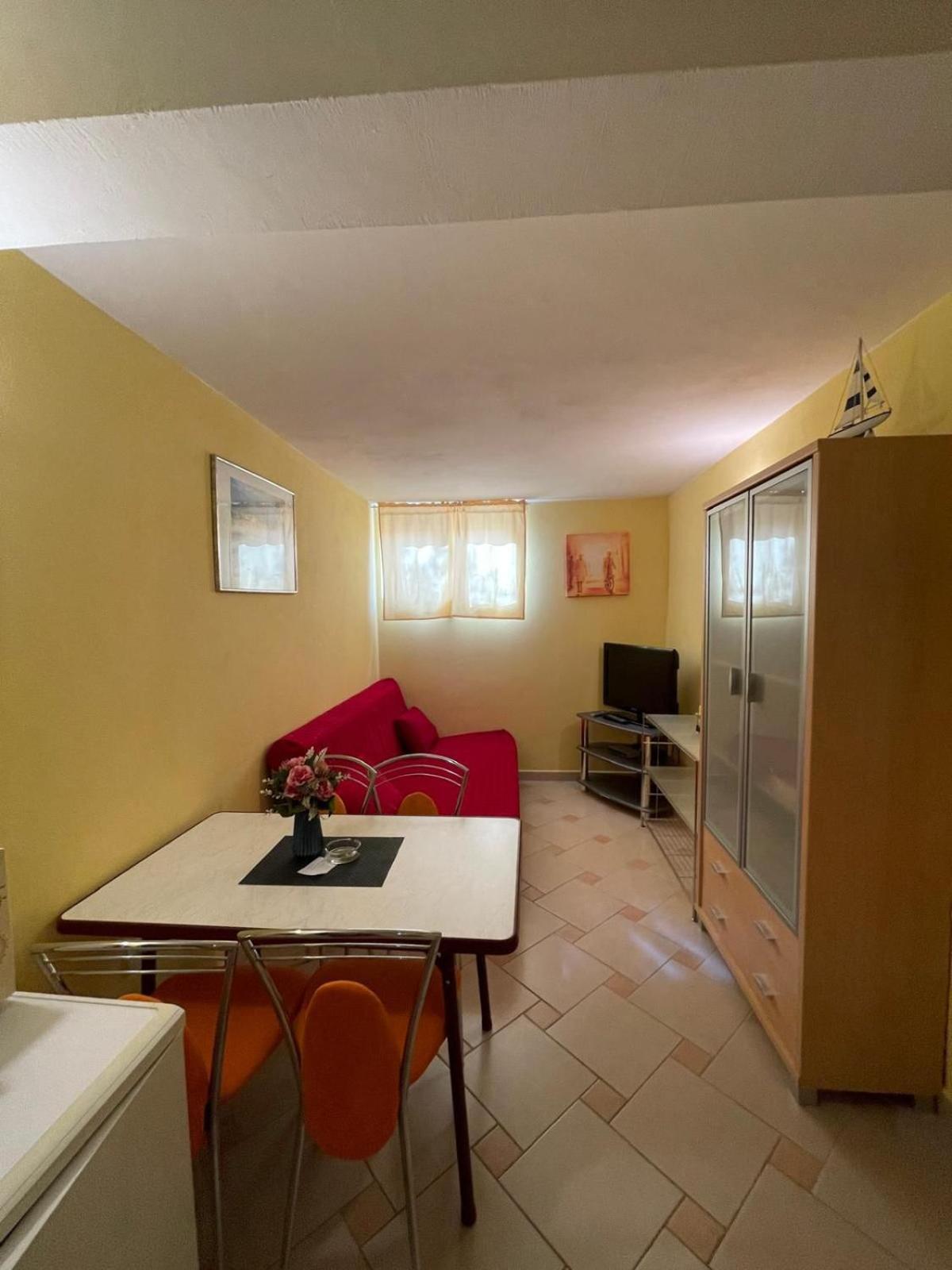 Apartaments Remi Starigrad Paklenica Exterior foto